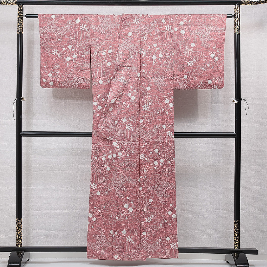小紋 袷 身丈157cm 裄丈65cm 正絹 Sランク インフォーマル 広衿 Mサイズ 部分絞り 古典柄 ピンク系 RP 1221-15511