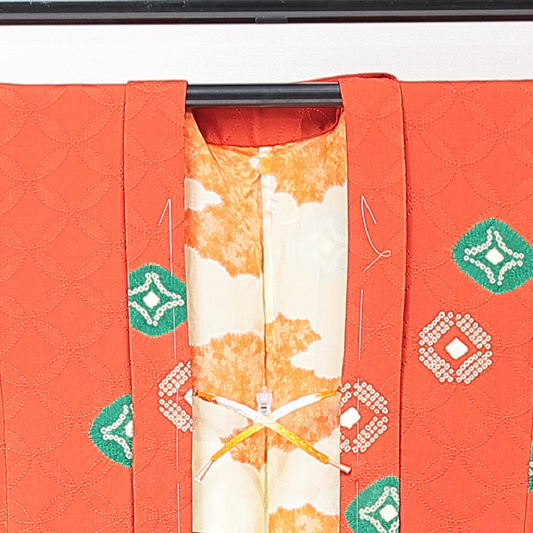 羽織 袷 身丈77cm 裄丈64cm 正絹 Sランク Mサイズ バチ衿 カジュアル 紐あり 鹿の子柄 七宝 朱系 1217-15138