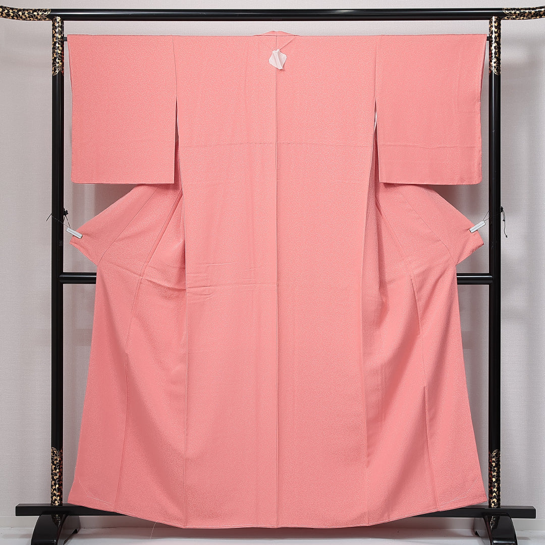 未使用品 江戸小紋 袷 身丈158cm 裄丈66cm 正絹 Sランク 一つ紋 (三つ柏) セミフォーマル 広衿 Mサイズ 創作柄 ピンク系 RP 1220-15013