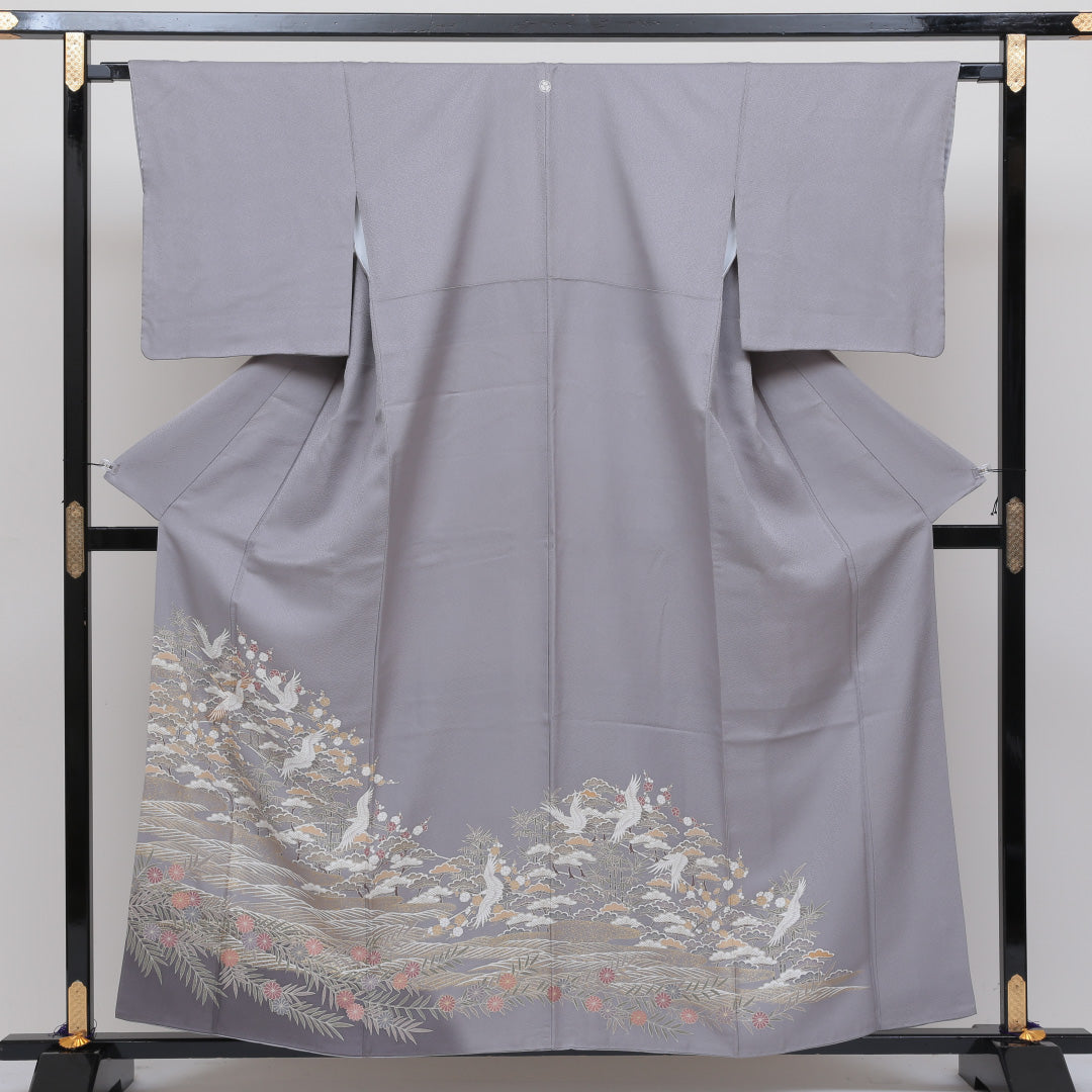 留袖（黒留袖・色留袖） 袷 身丈158cm グレー系 正絹 優品 一つ紋 丸に片喰 松と鶴 1211332200017