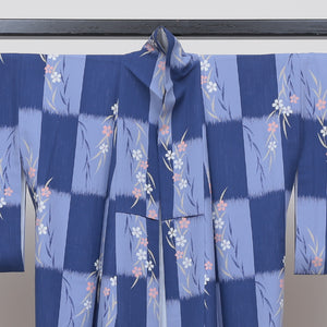 リサイクル着物 小紋 袷 身丈161cm 青系 洗える着物 桜四角繋ぎ 美品