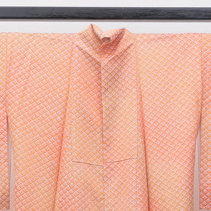 リサイクル着物通販 小紋 袷 身丈157cm 朱系 正絹 美品 しつけ糸