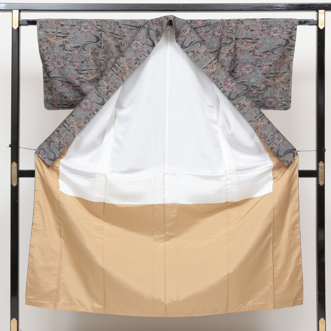 紬 袷 身丈147cm 裄丈62cm 正絹 Sランク カジュアル 広衿 XSサイズ 梅 グレー系 RP 1223-02605