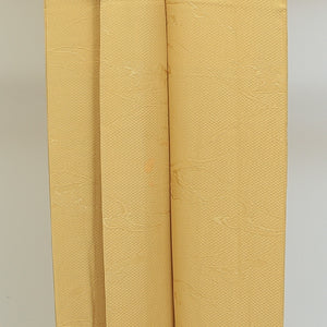 色無地 袷 身丈150cm 裄64.5cm 正絹 黄系 Bランク 五三桐 鹿の子 一つ紋 1214422300154